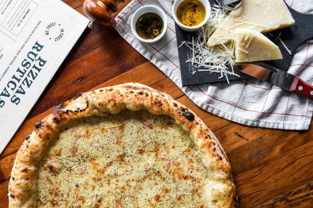 Pizza Cacio e Pepe, um dos sabores das pizzas Mamma Jamma.